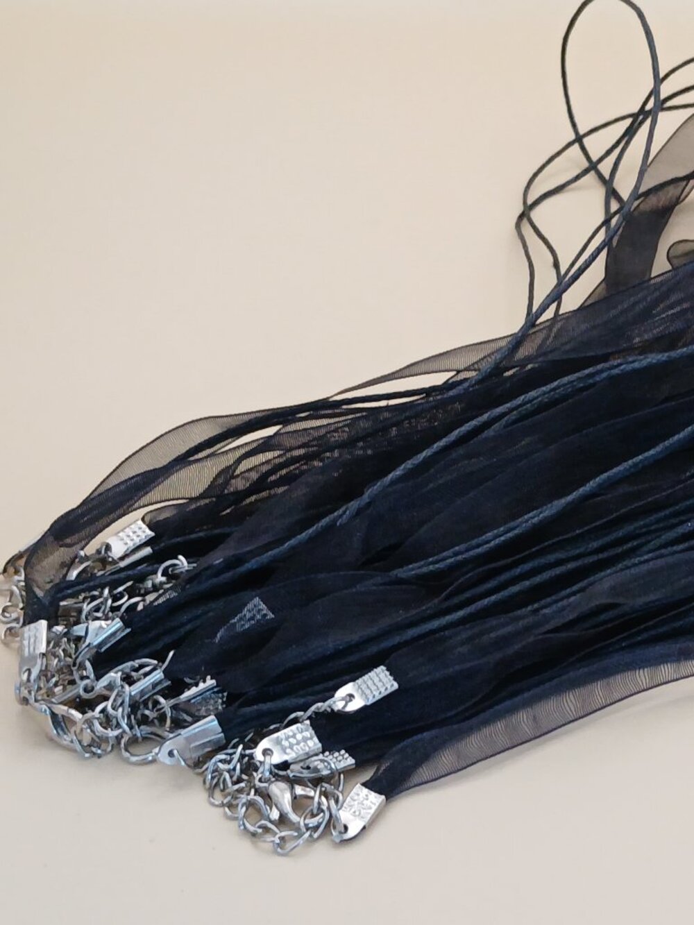 15 DIY Organza ribbon necklaces